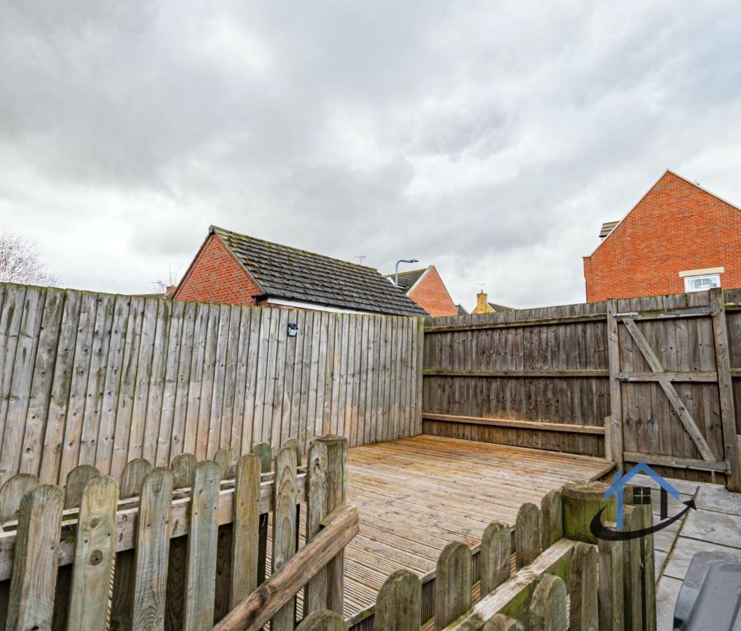 Ironside House, Thrapston King Or Twin Beds, Free Parking, Workspace, Corporates, Sleeps 8 Eksteriør billede